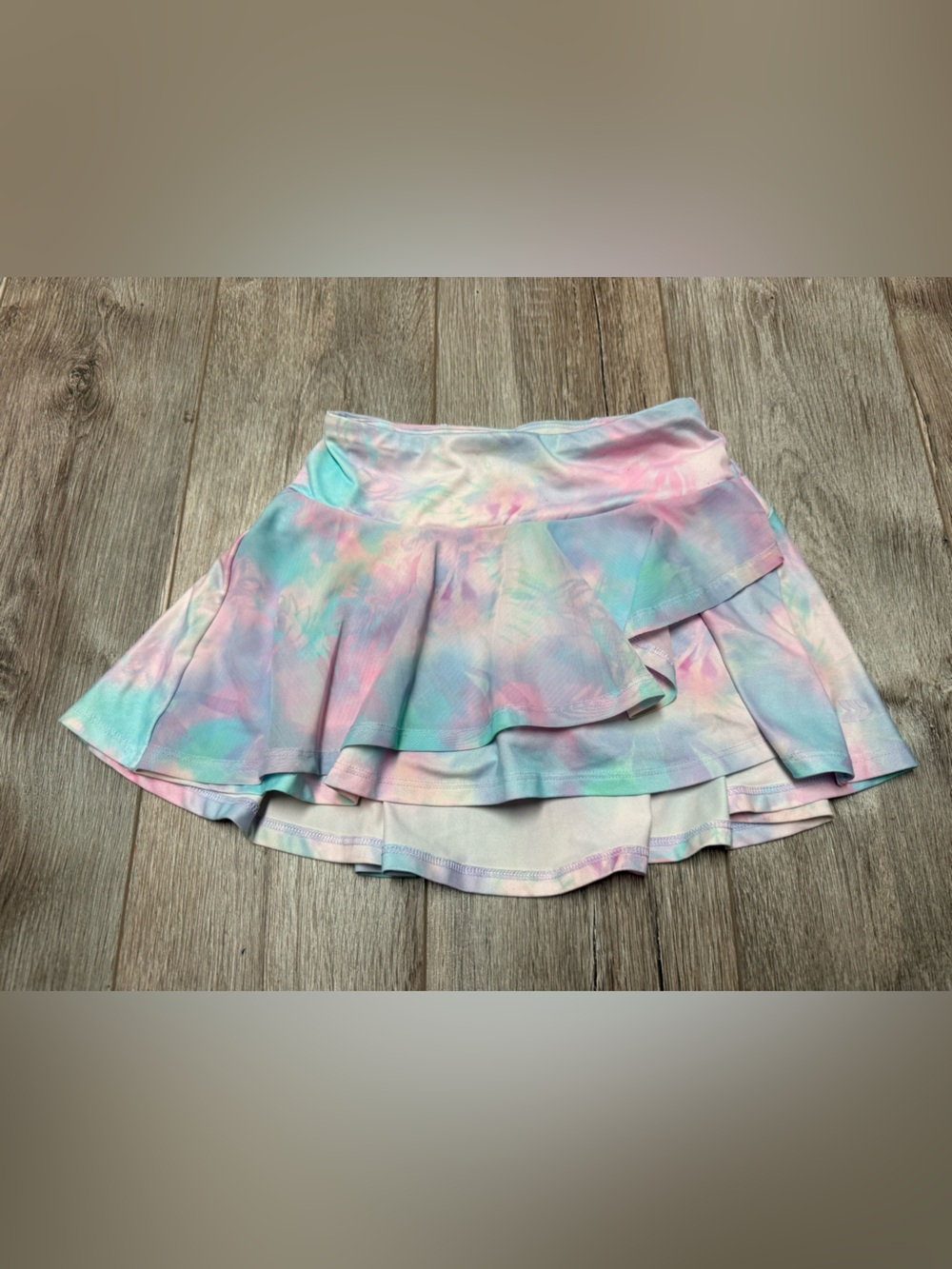 All In Motion Tie-Dye Ruffle Skort 👧🏻